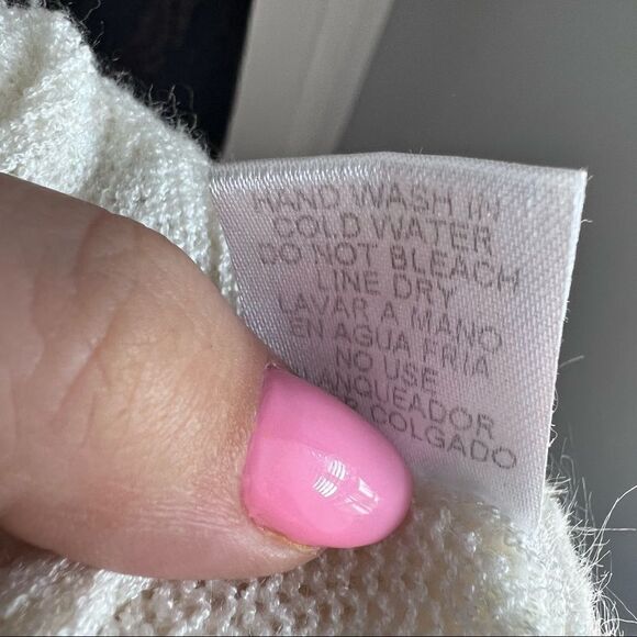 Sz S Entro Ivory Cold Shoulder Knit Sweater - Picture 10 of 11